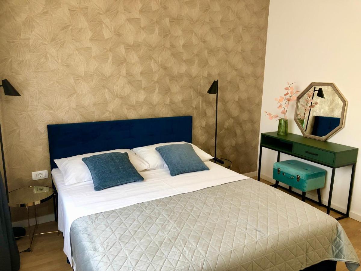 Hedone City Luxury Apartments With Free Parking Πούλα Εξωτερικό φωτογραφία