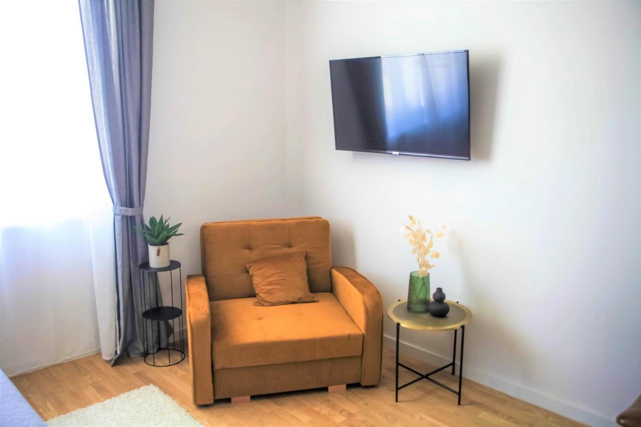 Hedone City Luxury Apartments With Free Parking Πούλα Εξωτερικό φωτογραφία